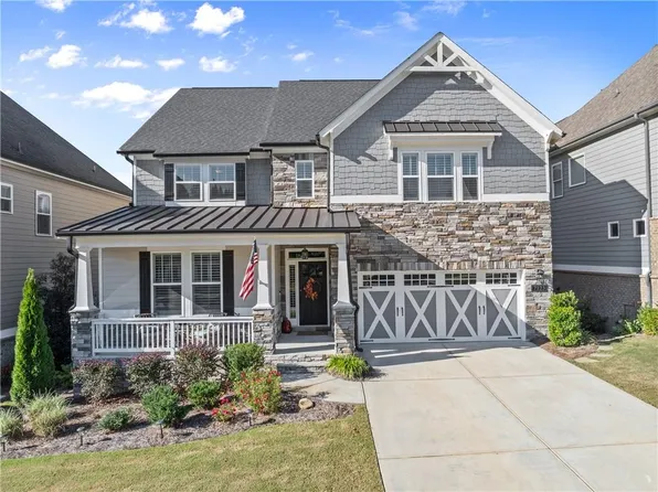 7123 Lake Edge Dr, Flowery Branch, GA 30542
