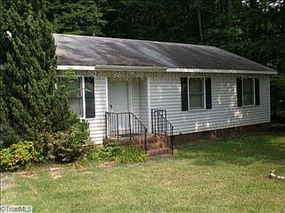 1st image of 1800 Glenside Dr