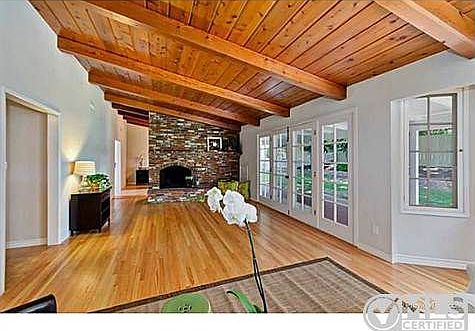 4th image of 4545 Calavo Dr