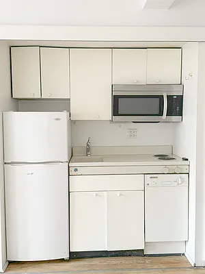 Rented by YKLL LLC | media 66