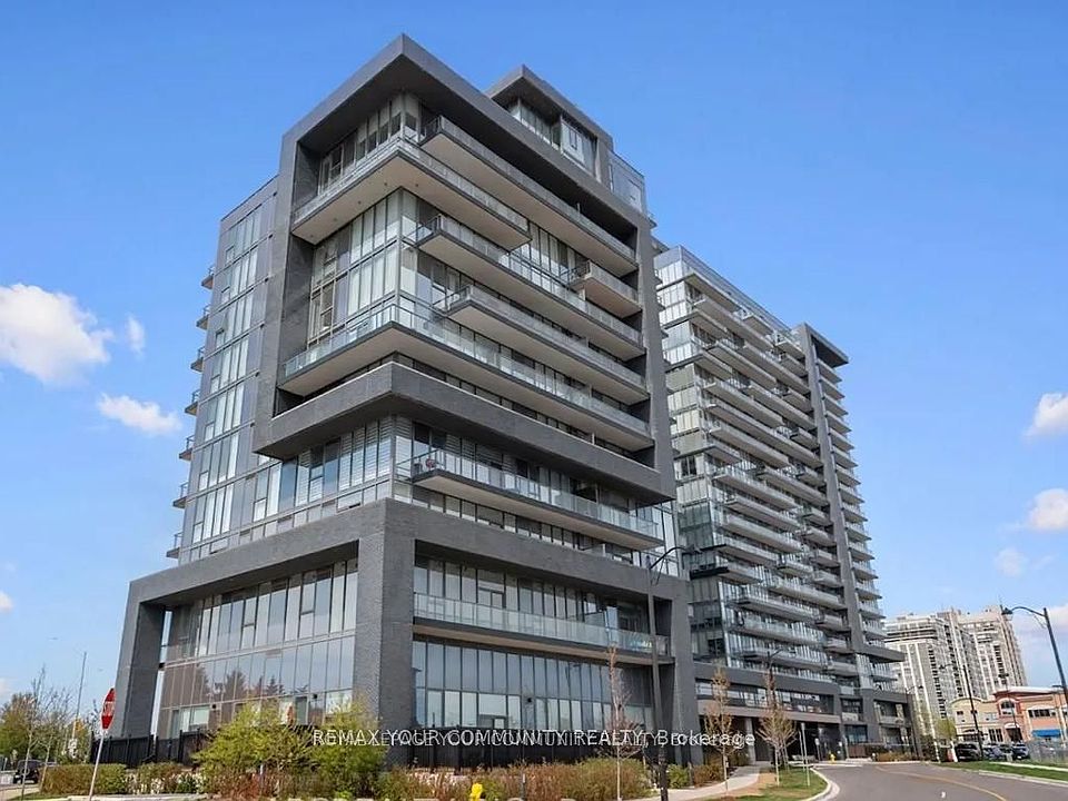 1st image of 20 Gatineau Dr #404