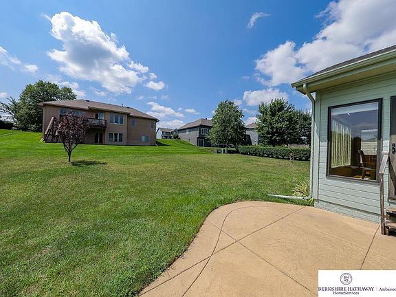 5th image of 2050 Stillwater Dr