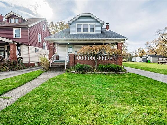 3rd image of 9914 Robinson Ave