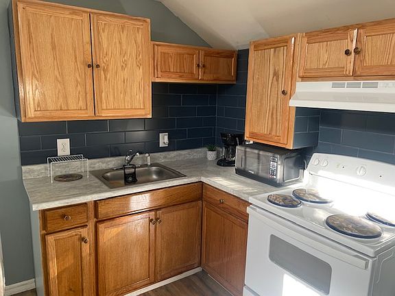 3rd image of 3132 Clay Turner Rd