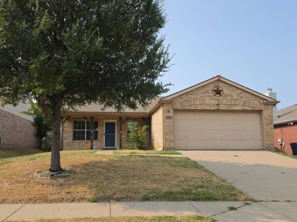 8900 Tumbleweed Dr, Aubrey, TX 76227