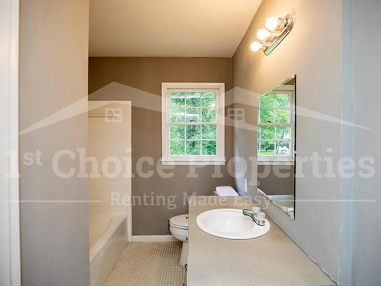 1037 Dawn Dr — Photo 16