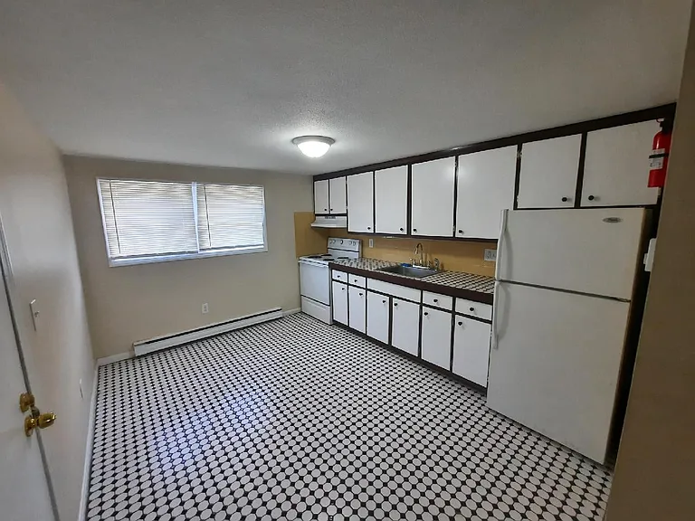 12A South Ave #52 — Photo 6