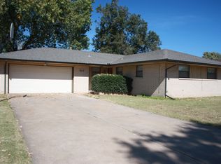 7613 NW 27th St, Bethany, OK 73008