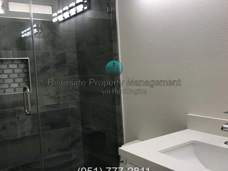 5759 Lotus St — Photo 8