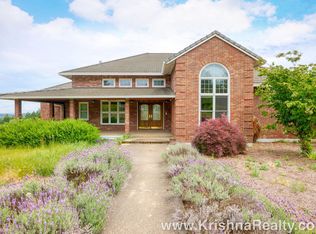 47250 SW Fluke Dr, Gaston, OR 97119