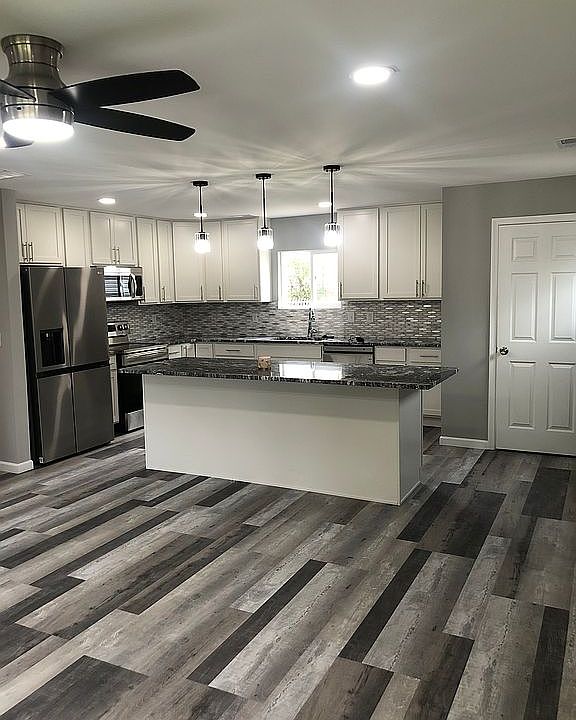 1st image of 740 N Huntington St