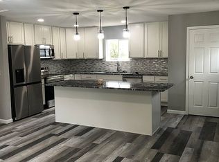 740 N Huntington St, Medina, OH 44256