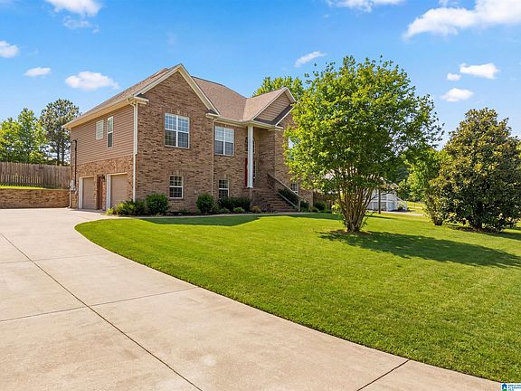 2nd image of 36 Cedar Point Rd