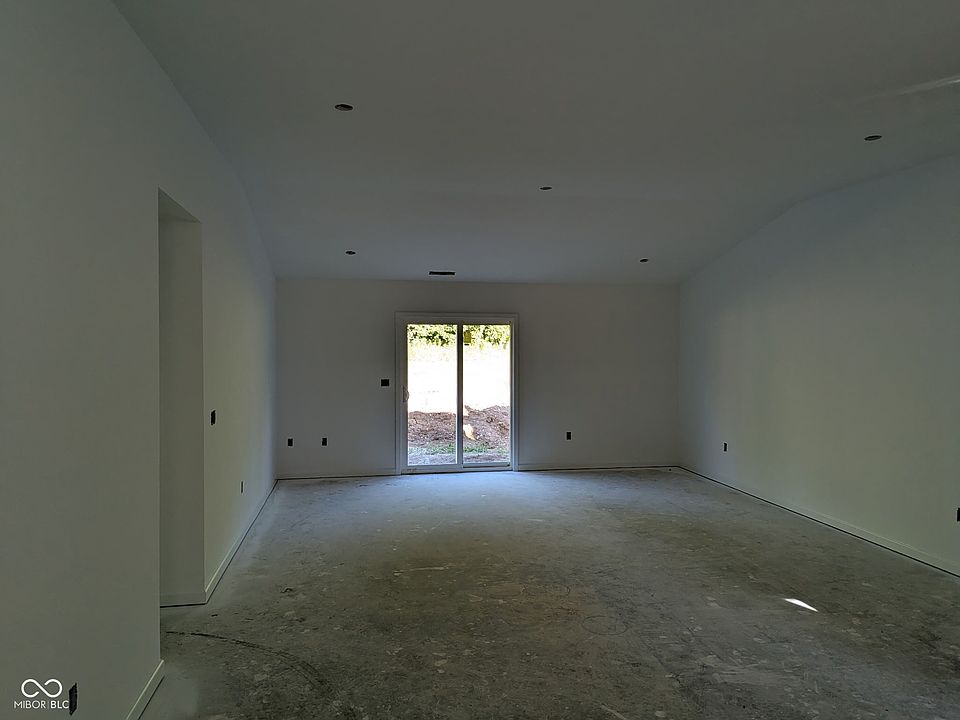 2nd image of 211 Rory Dr
