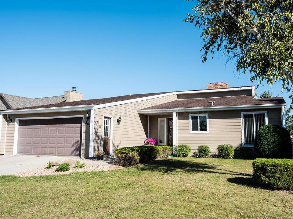 1st image of 2801 Village Green Dr