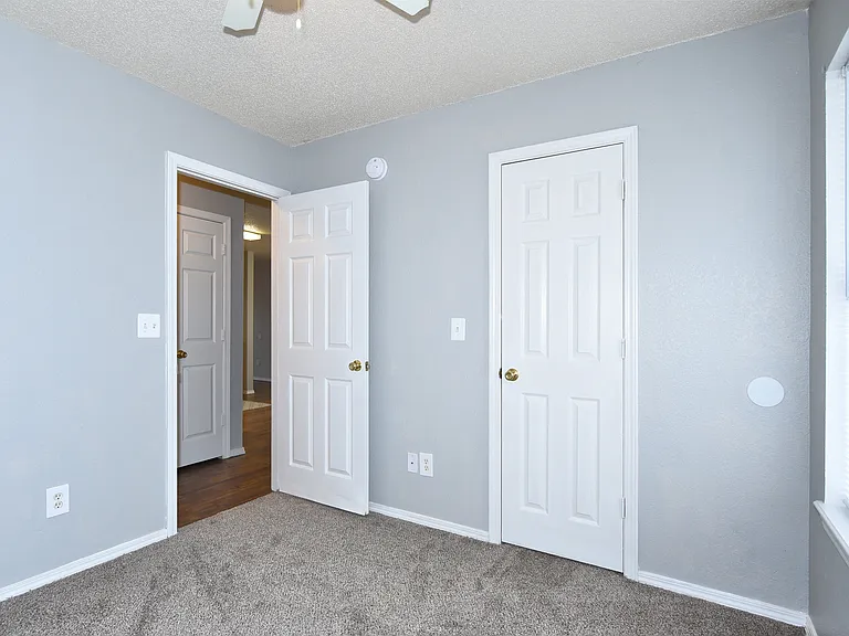 712 S Cedar St — Photo 11