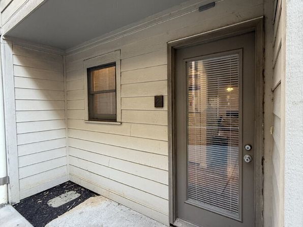 1305 Wertland St APT B2