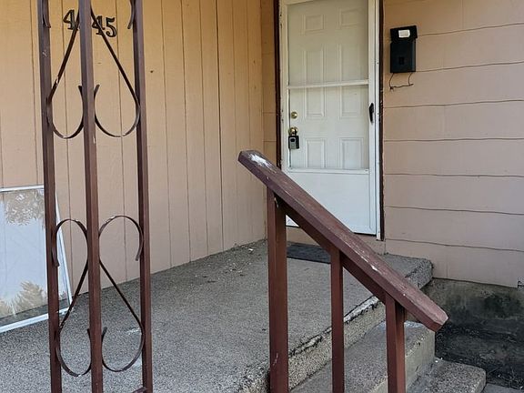 2nd image of 4345 Cunningham Dr