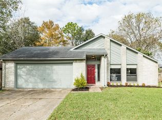 5311 Cunningham Dr, Pearland, TX 77581