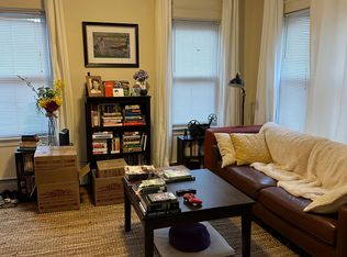 150 Camp St #3, Providence, RI 02906