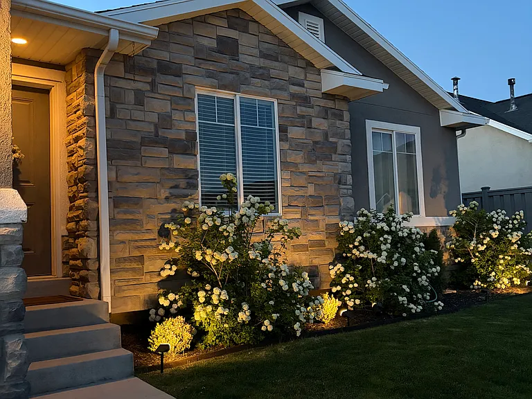 2681 E Clarkstone Dr — Photo 8