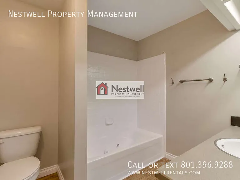 1419 Darling St #4 — Photo 18