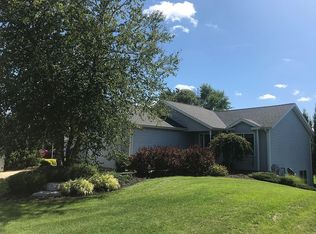 14346 Spruce Hollow Dr, Holland, MI 49424