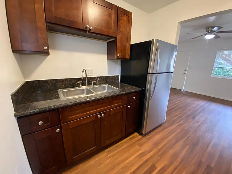 1739 Sunset Cliffs Blvd #2 — Photo 18