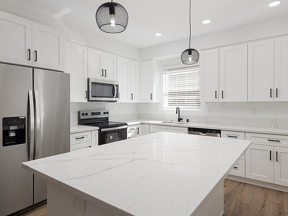 2nd image of 133 W Olive Dr #5171843f0