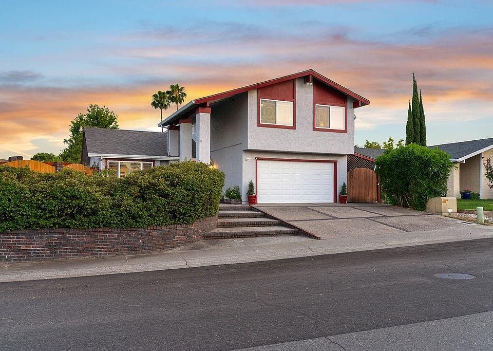 1st image of 8422 Juglans Dr