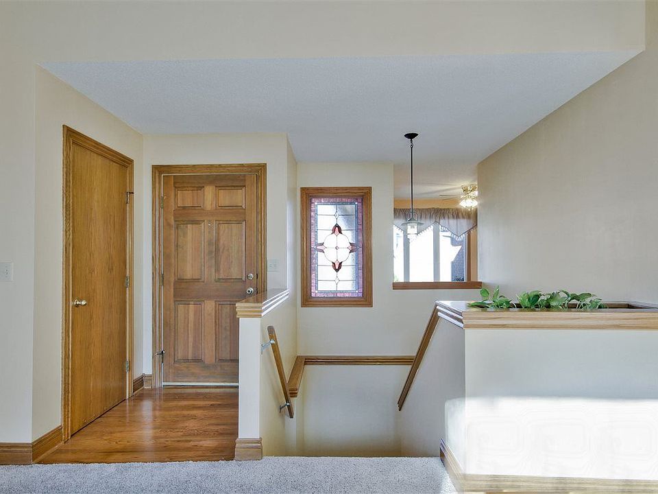 1st image of 2237 N Stoneybrook Ct