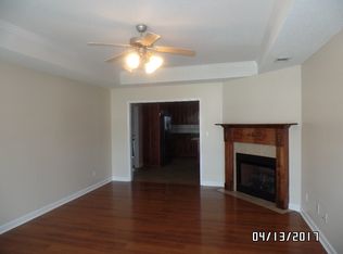 121 Maryjay Dr, Warner Robins, GA 31088