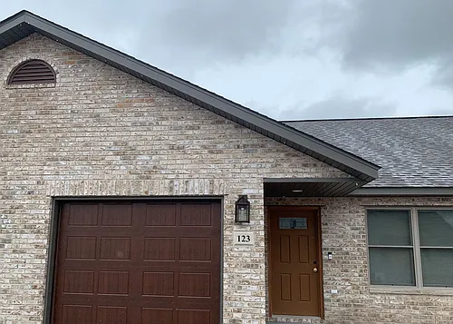 121-127 Stone Ct Photo 1