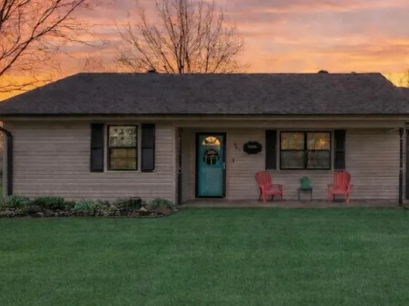 305 W School St, Brookland, AR 72417
