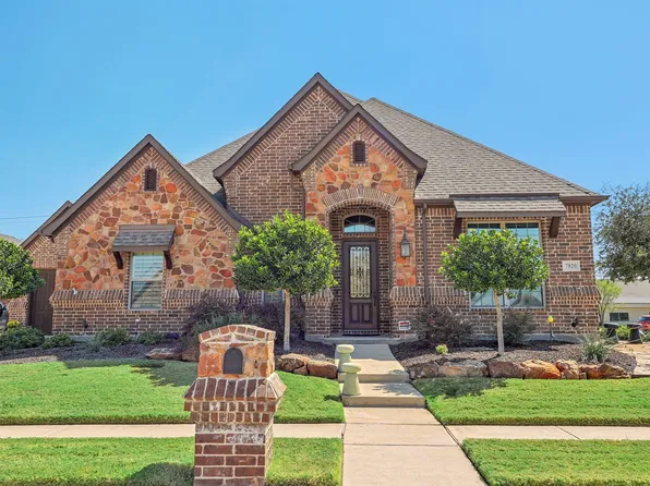 7820 Sevenoaks Dr, North Richland Hills, TX 76182