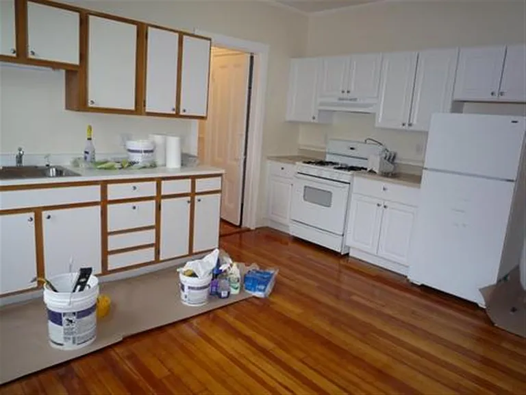 320 Somerville Ave #3 — Photo 5