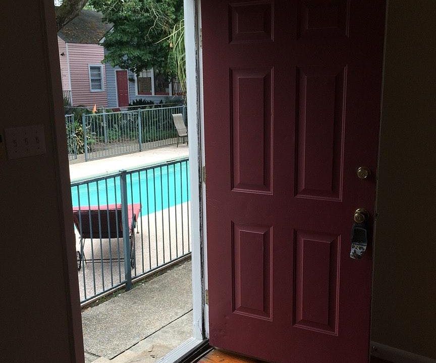 1st image of 1119 Burdette St