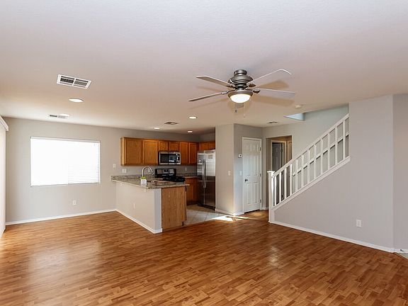 3rd image of 7849 Nottingshire Way