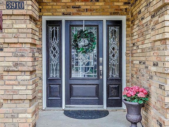 2nd image of 3910 Kingsferry Ct