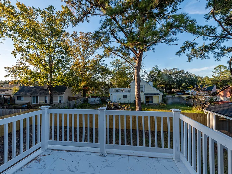 8366 Coralberry Ln — Photo 31