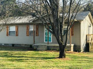 2553 Lakeridge Dr, Columbia, TN 38401