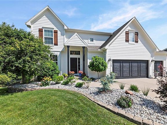 3rd image of 6725 N Nevada Ave