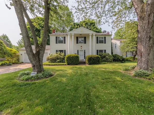 30995 Clinton Dr, Bay Village, OH 44140