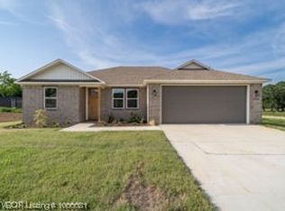 1215 Lavender Rd, Bonanza, AR 72916