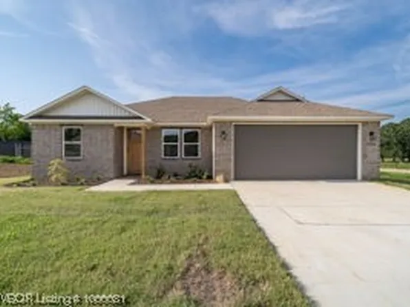1215 Lavender Rd, Bonanza, AR 72916