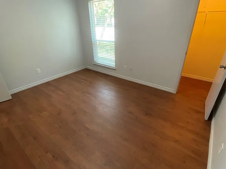 10616 Mellow Mdws #11B — Photo 14