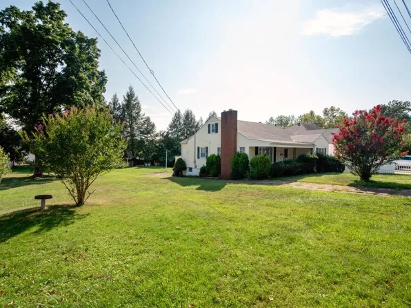 4020 Grandview Dr, Ashland, KY 41101