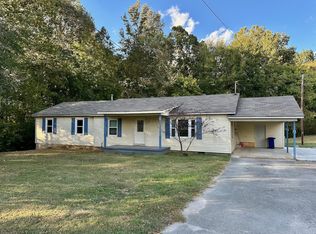 19 College St, Medon, TN 38356