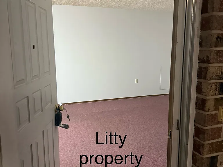 930 Coley Dr #930 — Photo 2