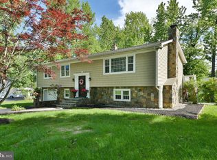 192 Bull Run Rd, Ewing, NJ 08638